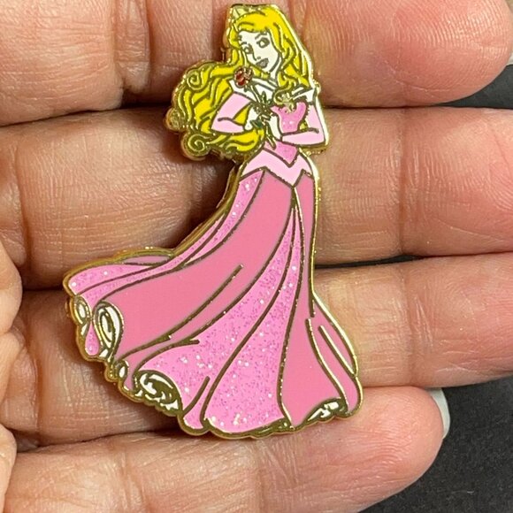 Disney Aurora Trading Pin Sleeping Beauty Sparkling Gown Badge Lapel Pin Brooch - Picture 6 of 12